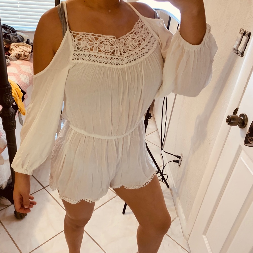 🤍☁️White Romper ☁️🤍